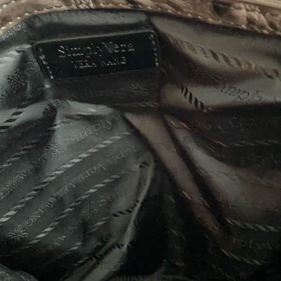 SimplyVera Vera Wang purse - Picture 6 of 9